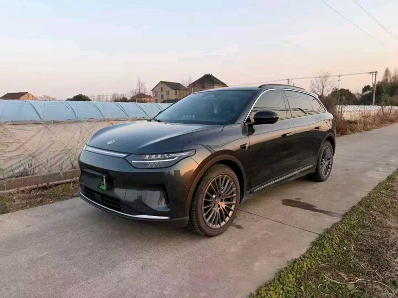 嘉兴25年零跑汽车C113