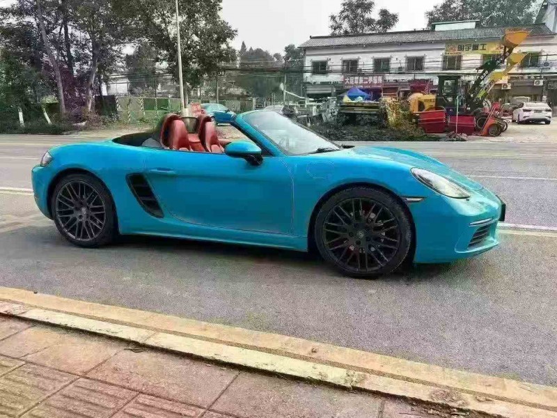 重慶18年保時捷7182