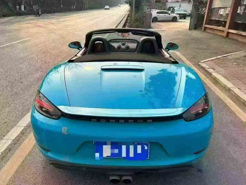 重慶18年保時捷7189