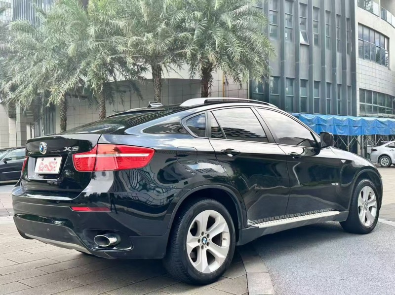 佛山17年宝马X68