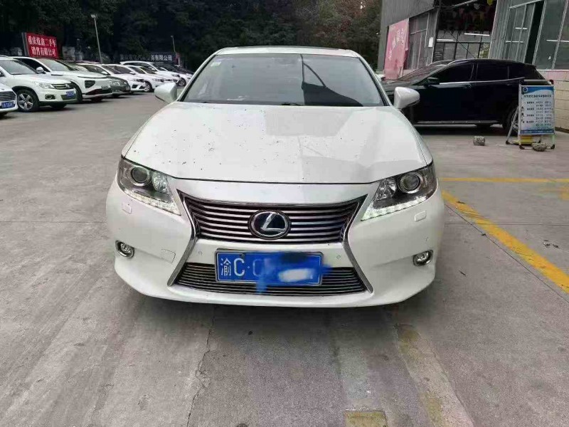 重庆14年雷克萨斯ES1