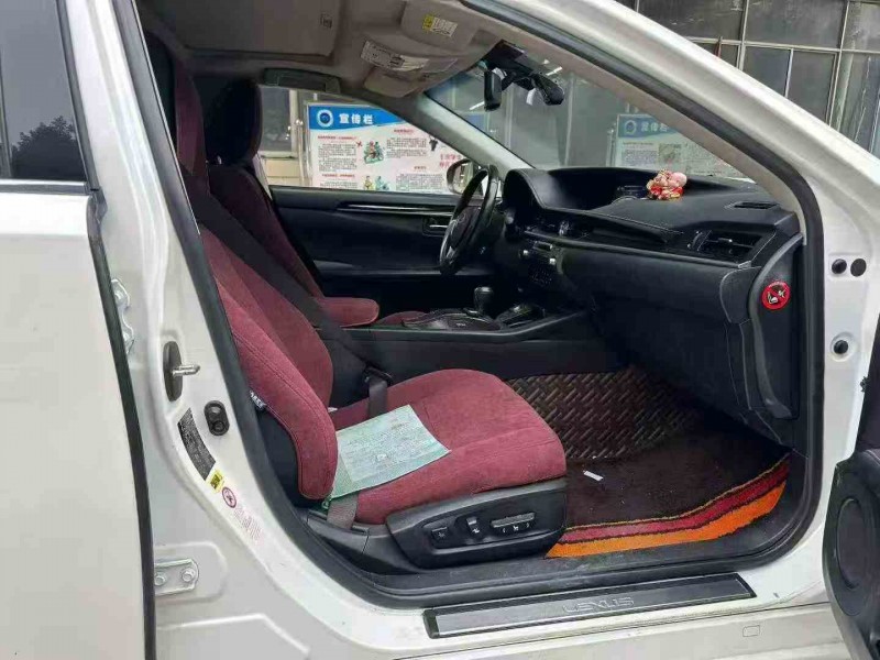 重庆14年雷克萨斯ES3