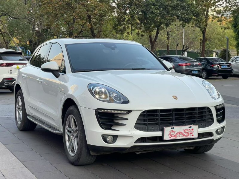 佛山16年保时捷Macan2