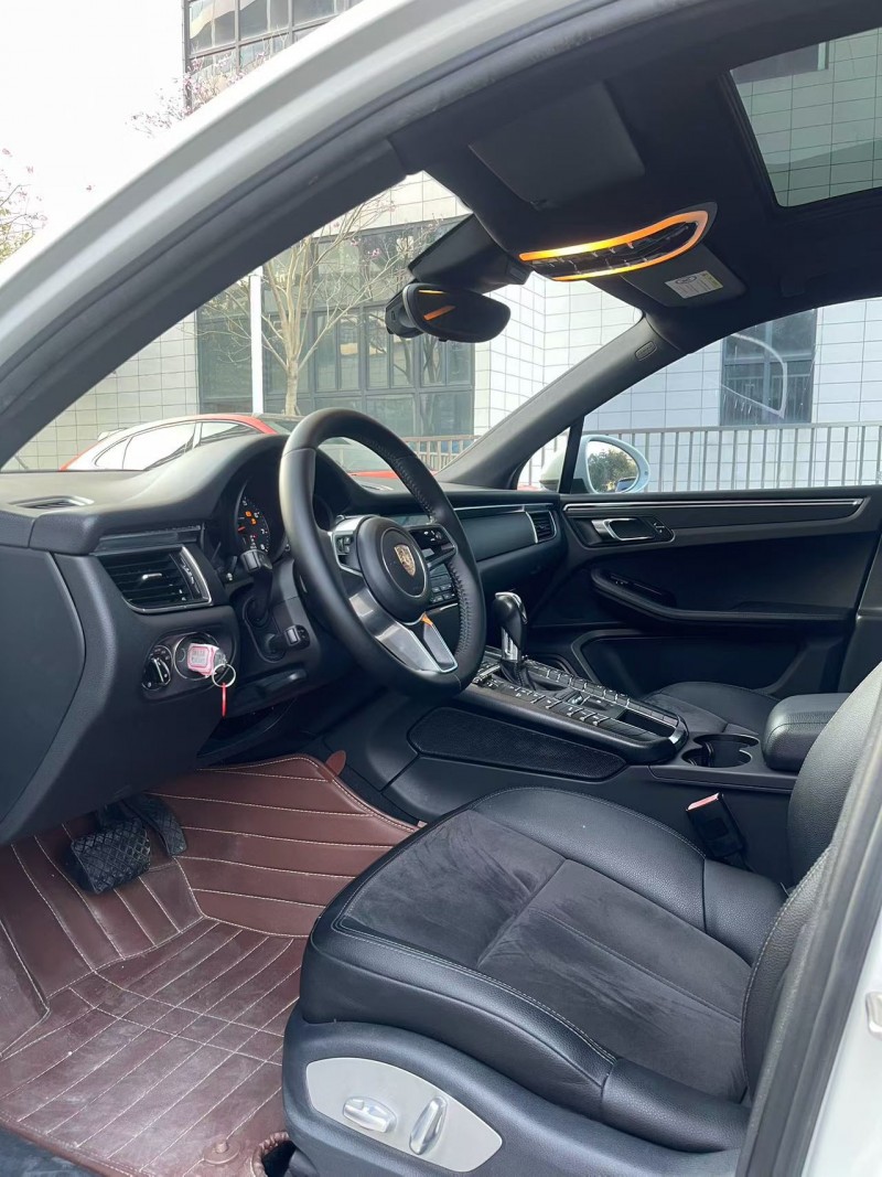 佛山16年保时捷Macan4