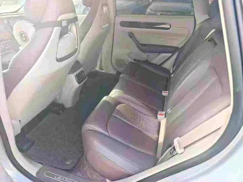 菏泽23年零跑汽车C115