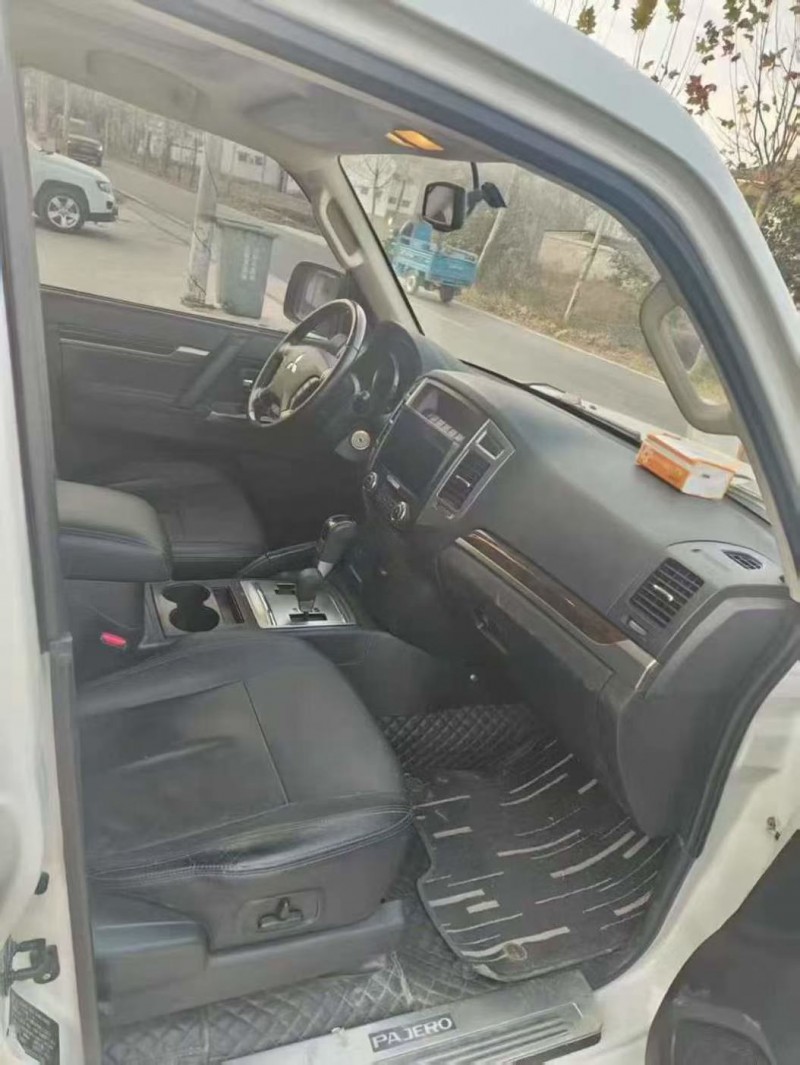 潍坊20年三菱帕杰罗5