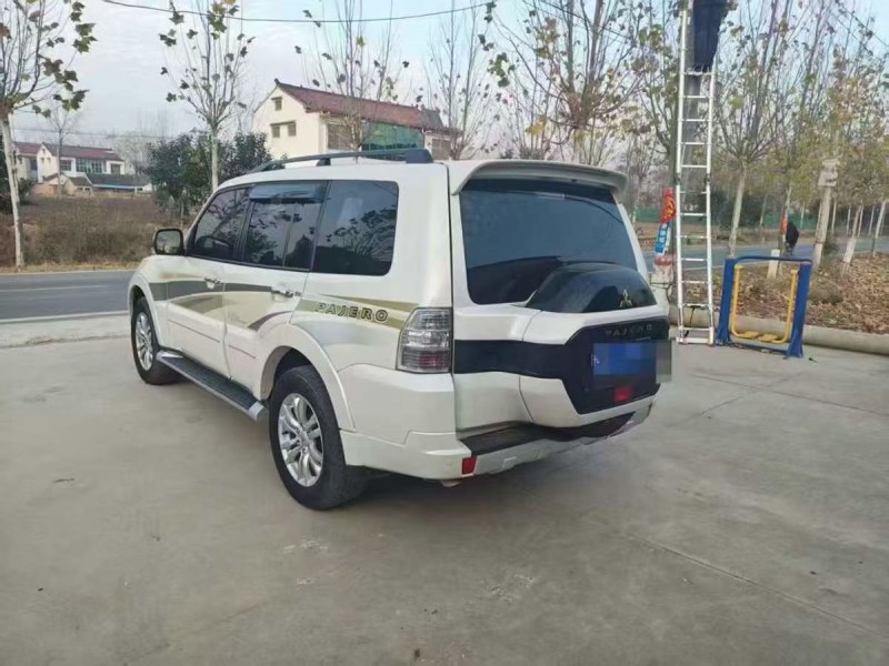 潍坊20年三菱帕杰罗7