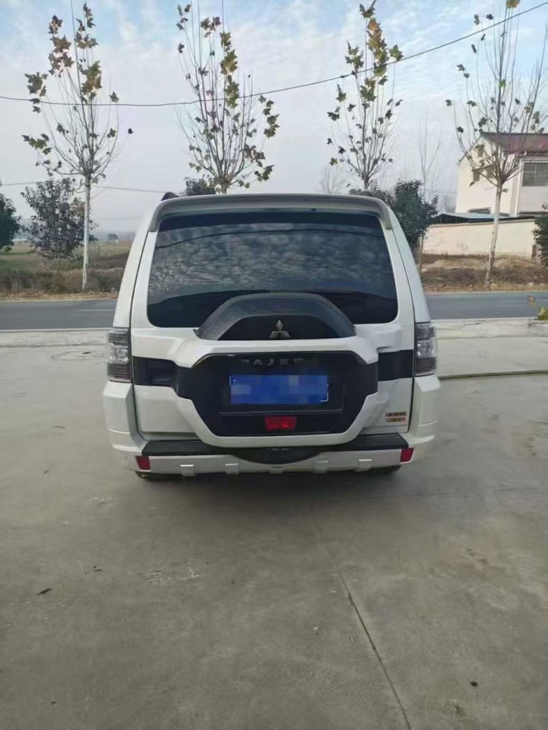 潍坊20年三菱帕杰罗9