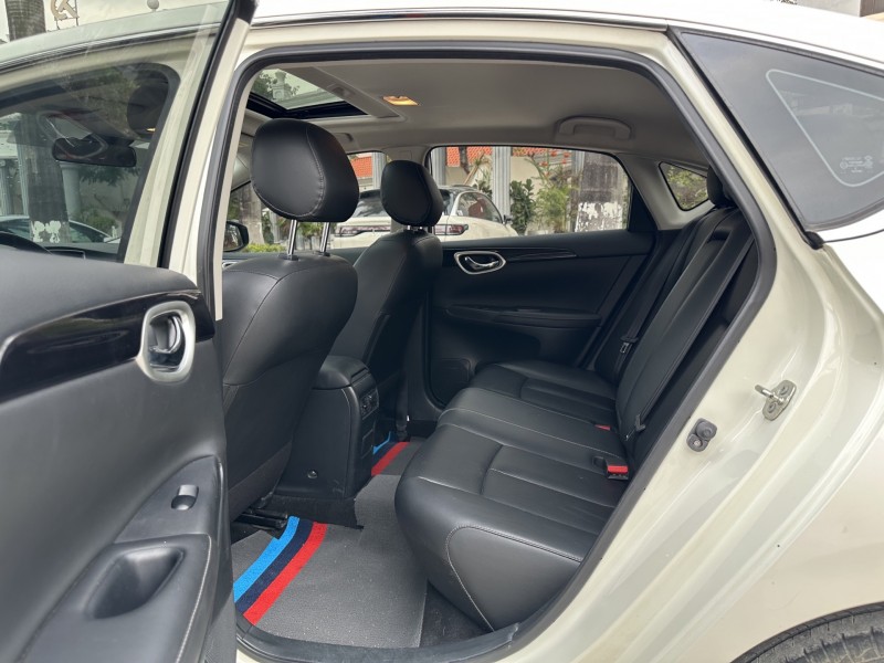 东莞23年日产轩逸5