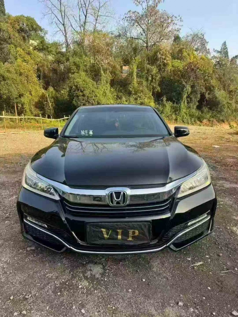 邵阳17年本田雅阁1