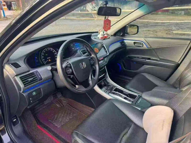 邵阳17年本田雅阁6