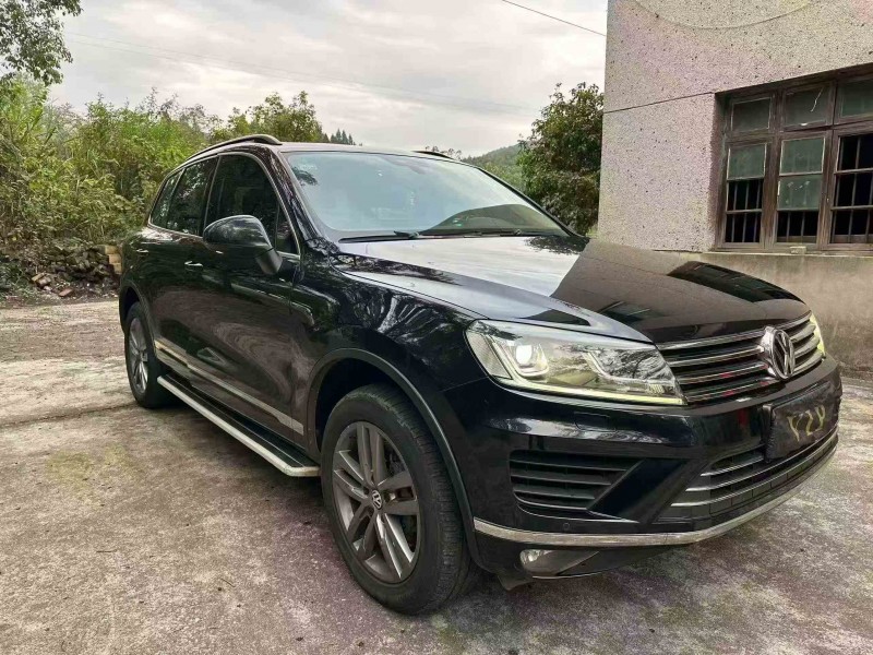 湘潭18年大众途锐2