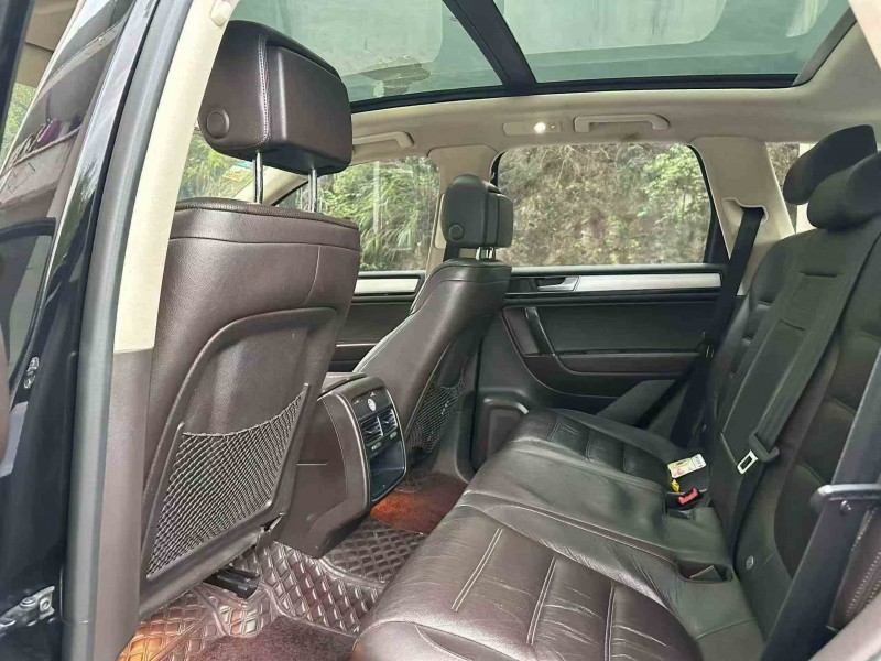 湘潭18年大众途锐6