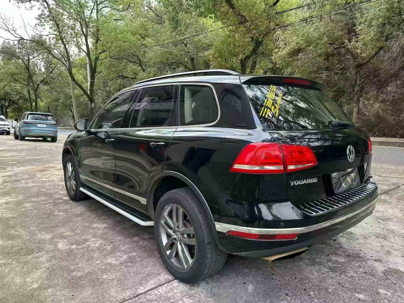 湘潭18年大众途锐8