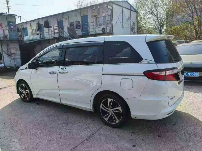 常德17年本田奥德赛8