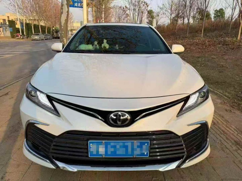 十堰23年丰田凯美瑞1