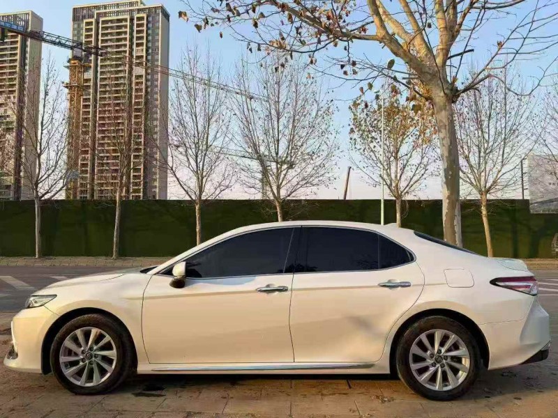 十堰23年丰田凯美瑞8