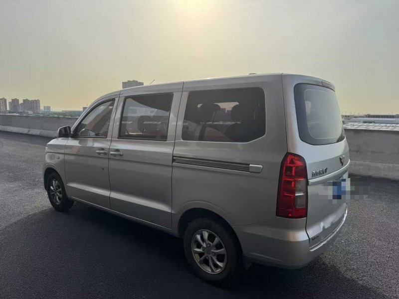 苏州20年五菱汽车宏光7