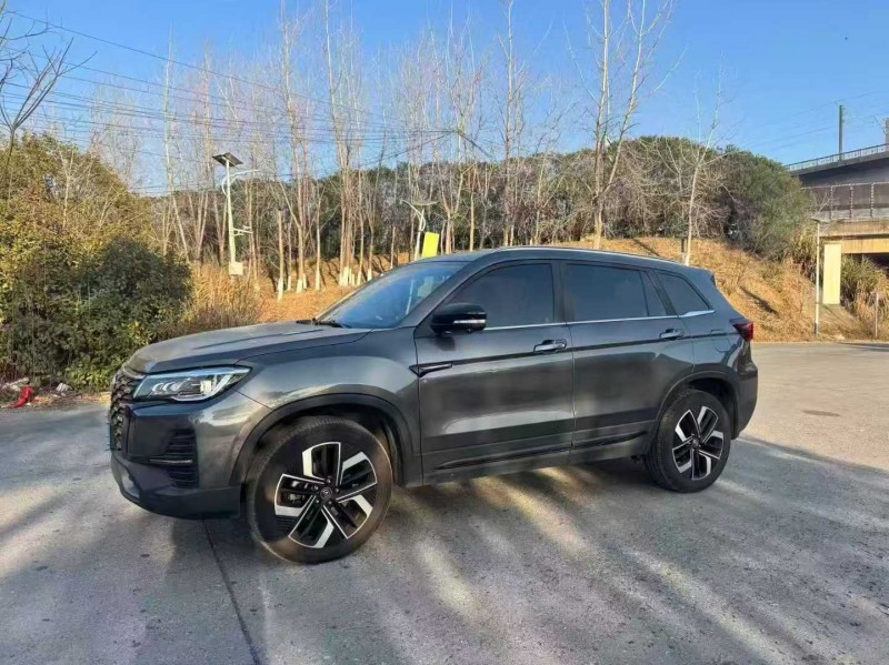 南昌25年长安汽车CS752