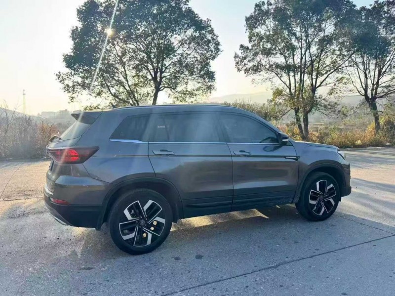 南昌25年长安汽车CS759