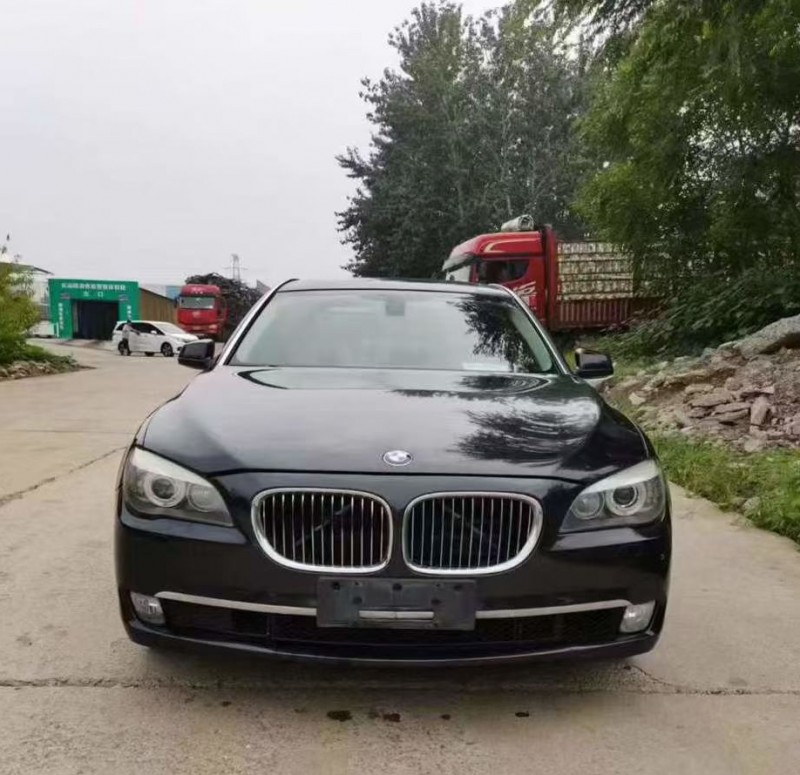 潍坊10年宝马7系1