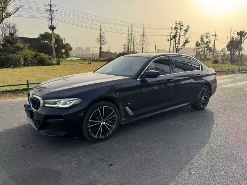 苏州22年宝马5系3