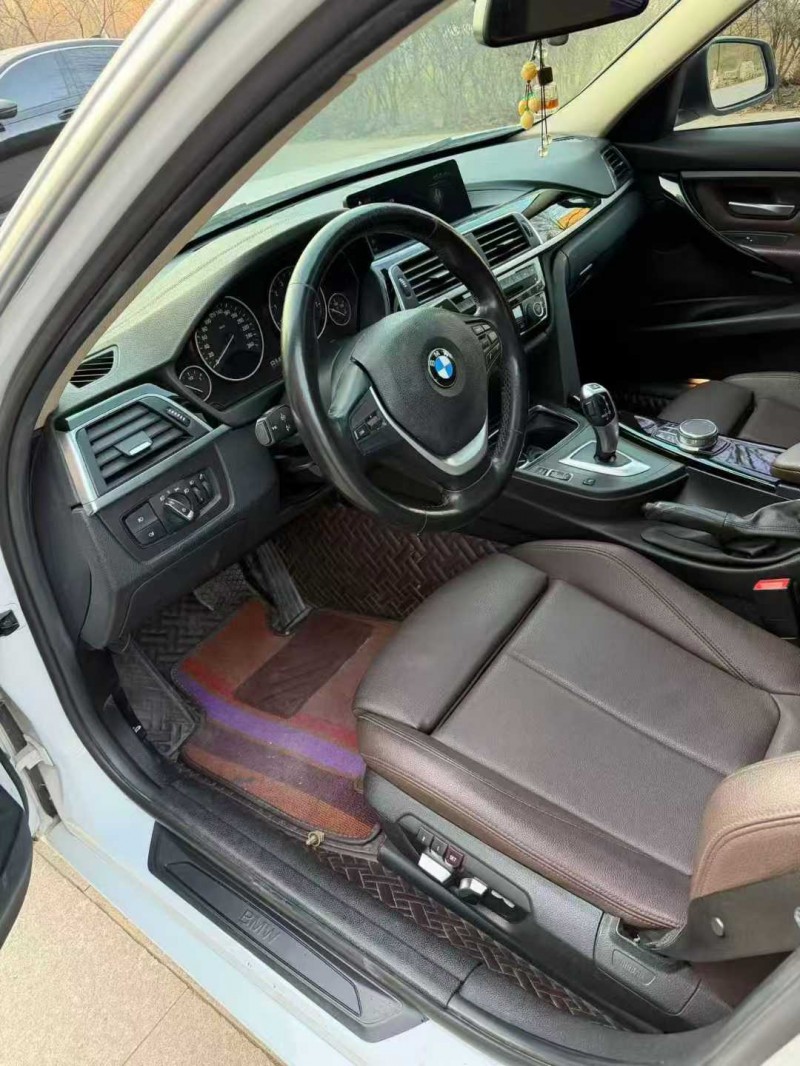 邢台18年宝马3系3