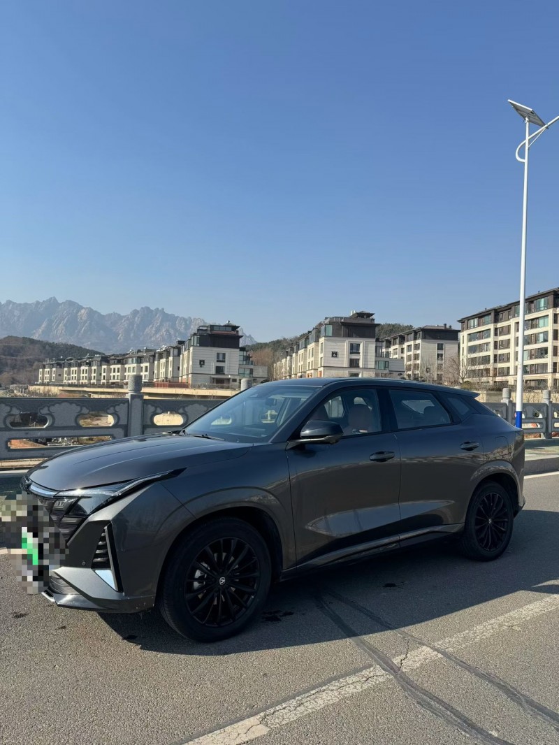 青岛25年长安汽车UNI3