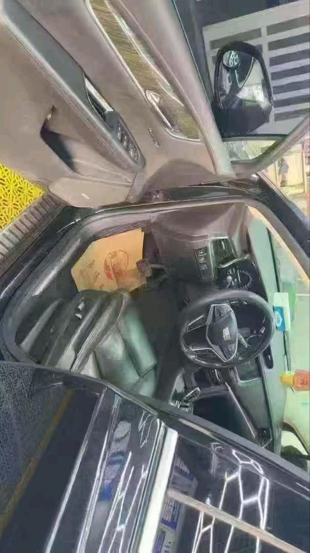 菏澤16年凱迪拉克XT58