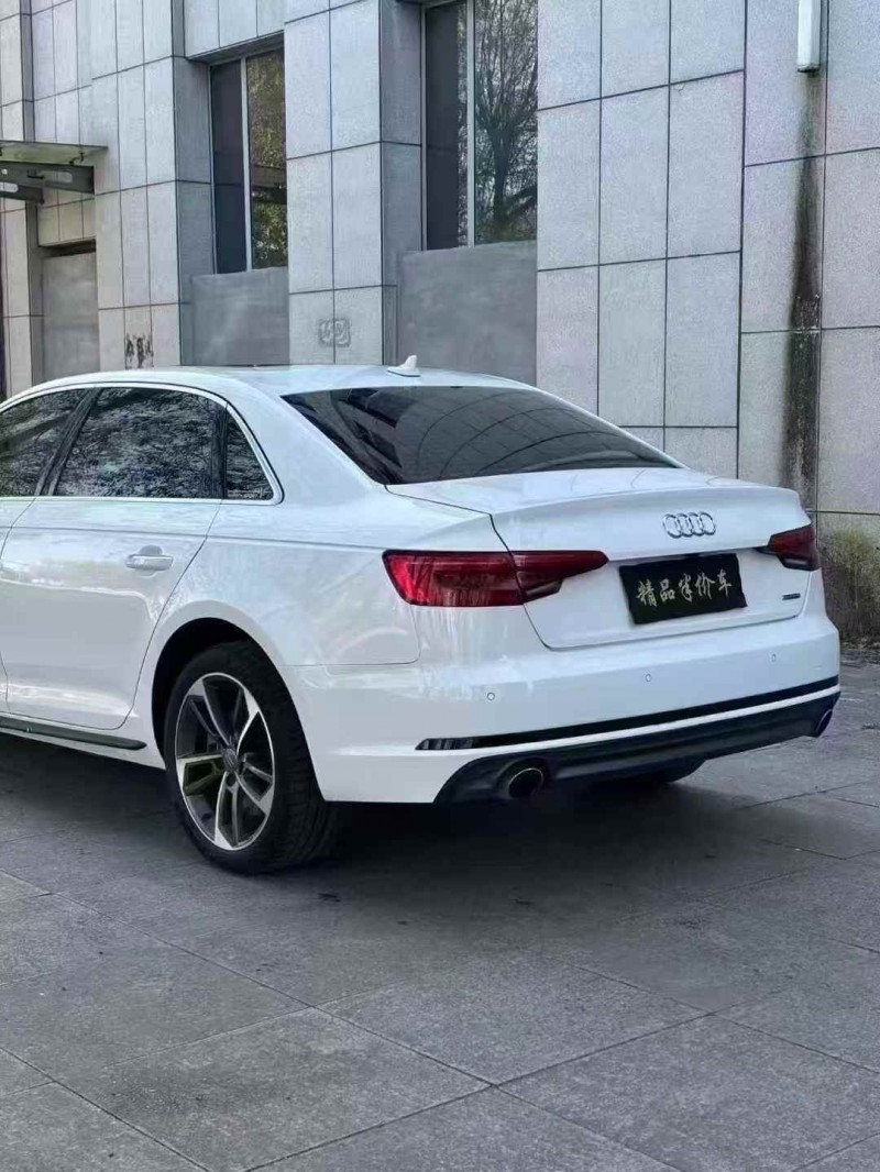 吉林17年奥迪A4L6