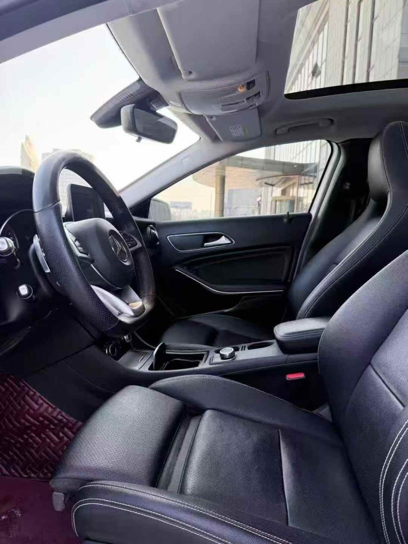 吉林19年奔驰GLA7