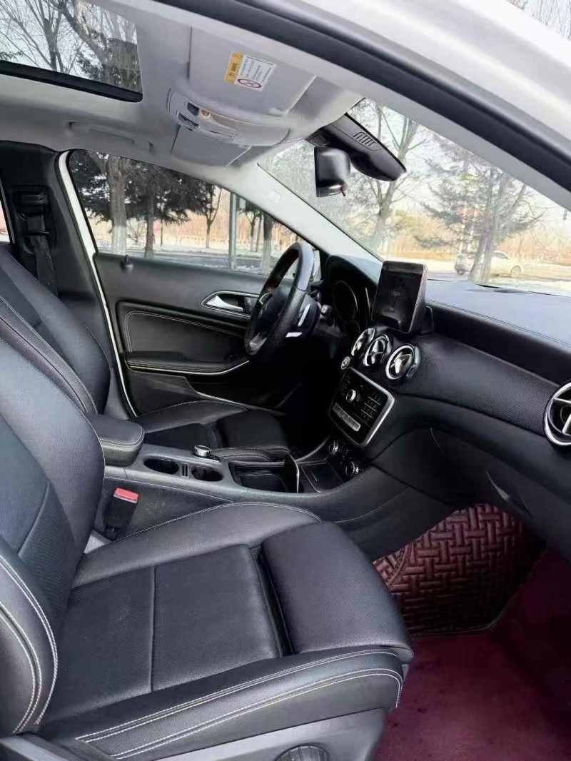 吉林19年奔驰GLA8