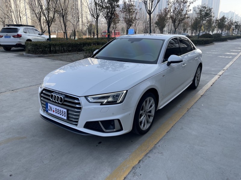 济宁19年奥迪A4L2