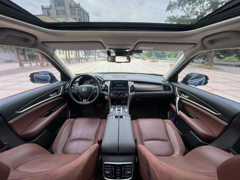 汕头19年本田冠道7