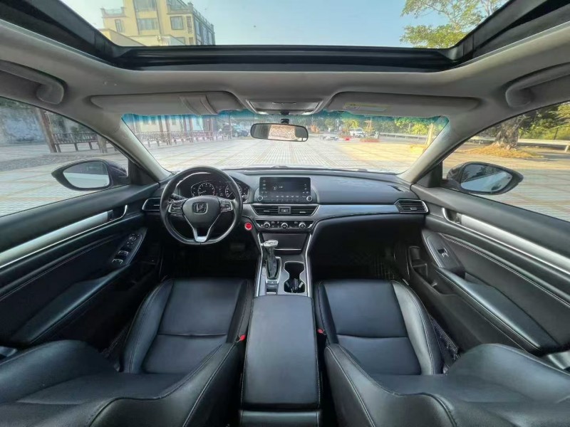 汕头19年本田雅阁7