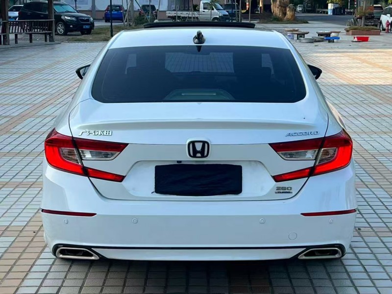 汕头19年本田雅阁9