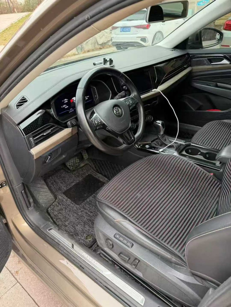 邢台20年大众帕萨特4