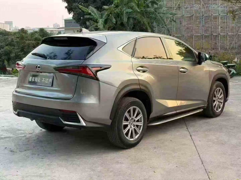 湛江18年雷克萨斯NX5