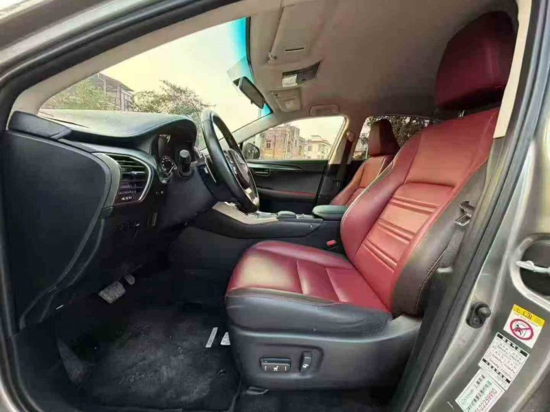 湛江18年雷克萨斯NX7