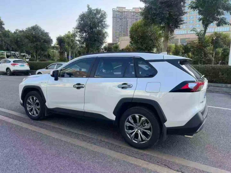 湛江24年丰田RAV4荣放7