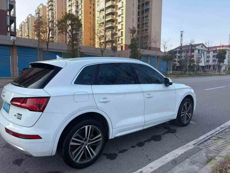 株洲20年奥迪Q57