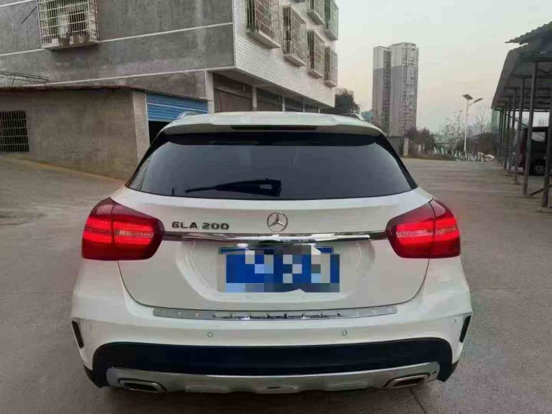 张家界19年奔驰GLA9