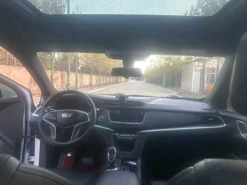 西安19年凯迪拉克XT57