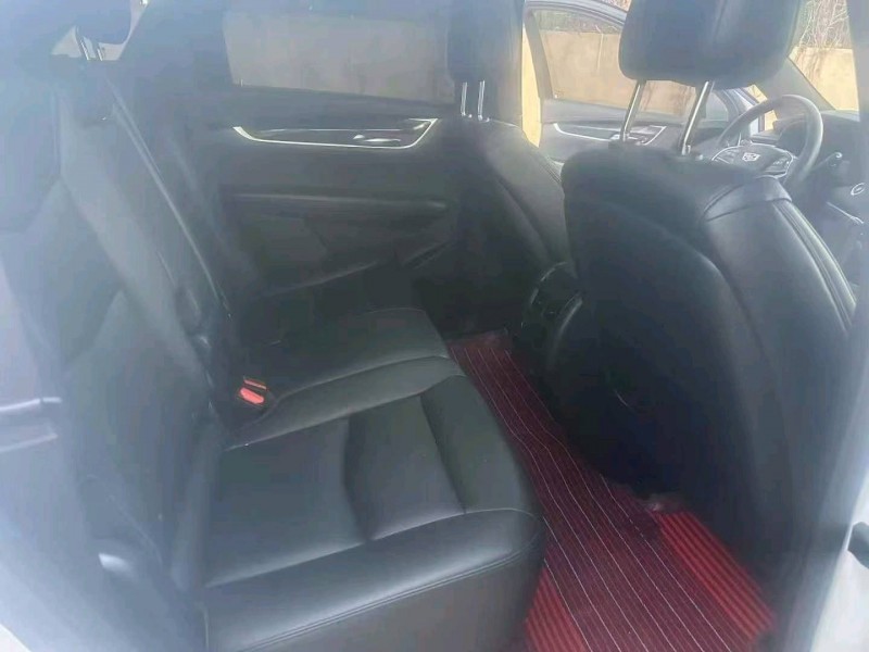 西安19年凯迪拉克XT59