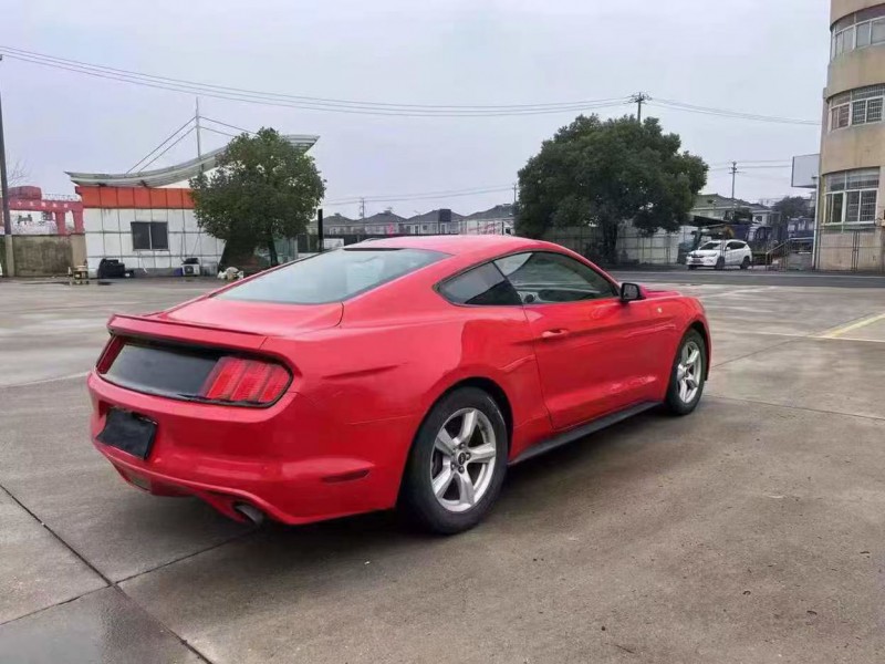 杭州16年福特野马6