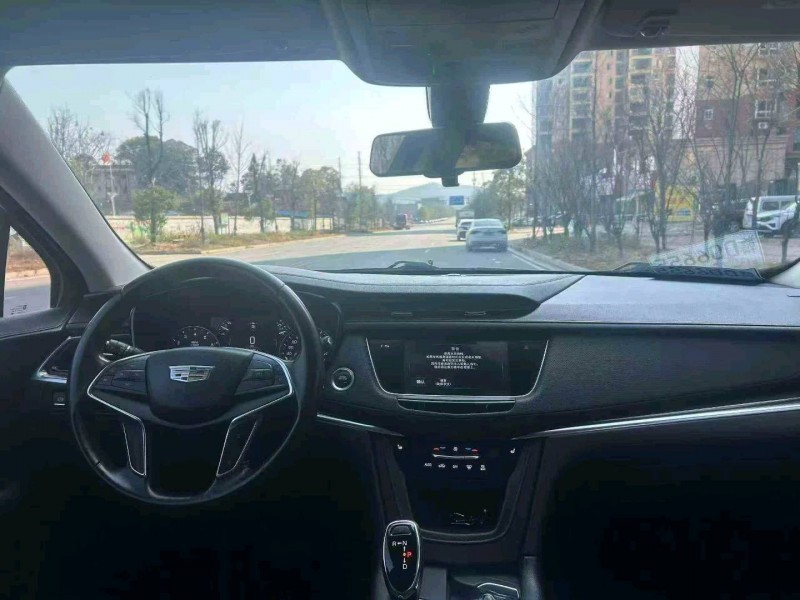 衡阳18年凯迪拉克XT57