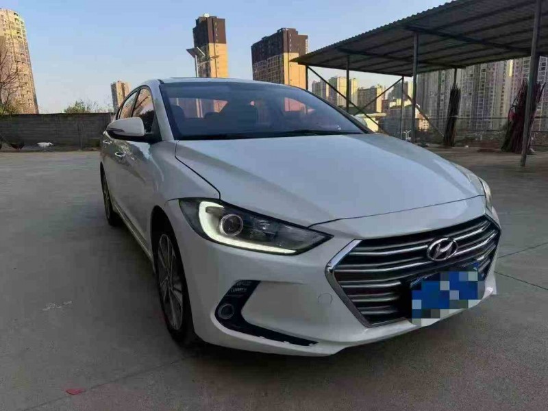 张家界18年现代领动3