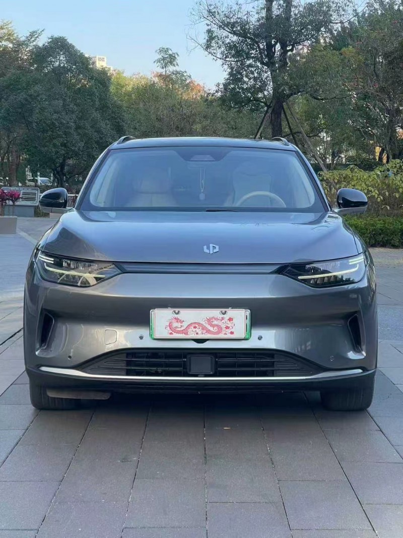 佛山22年零跑汽车C111