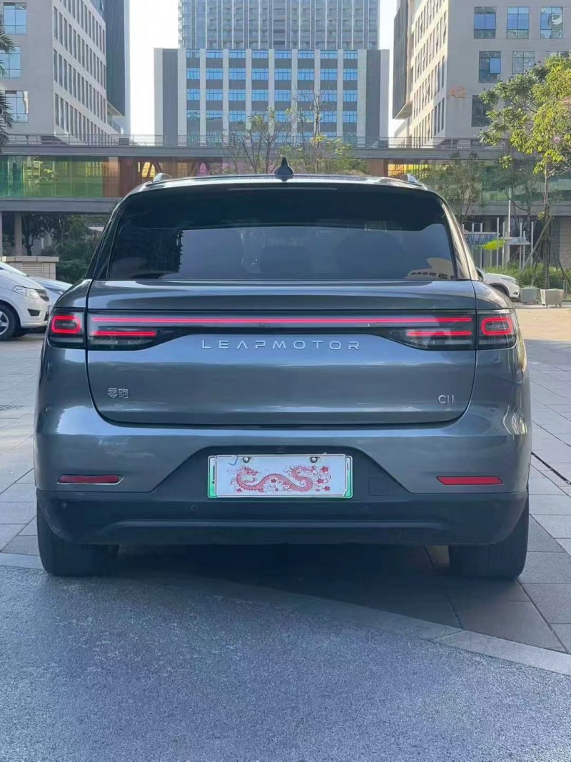 佛山22年零跑汽车C119