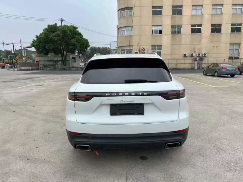 杭州19年保時捷卡宴8